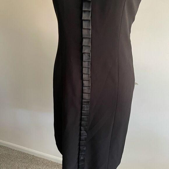 BLACK DRESS WITH RUFFLES  - Picture 4 of 7
